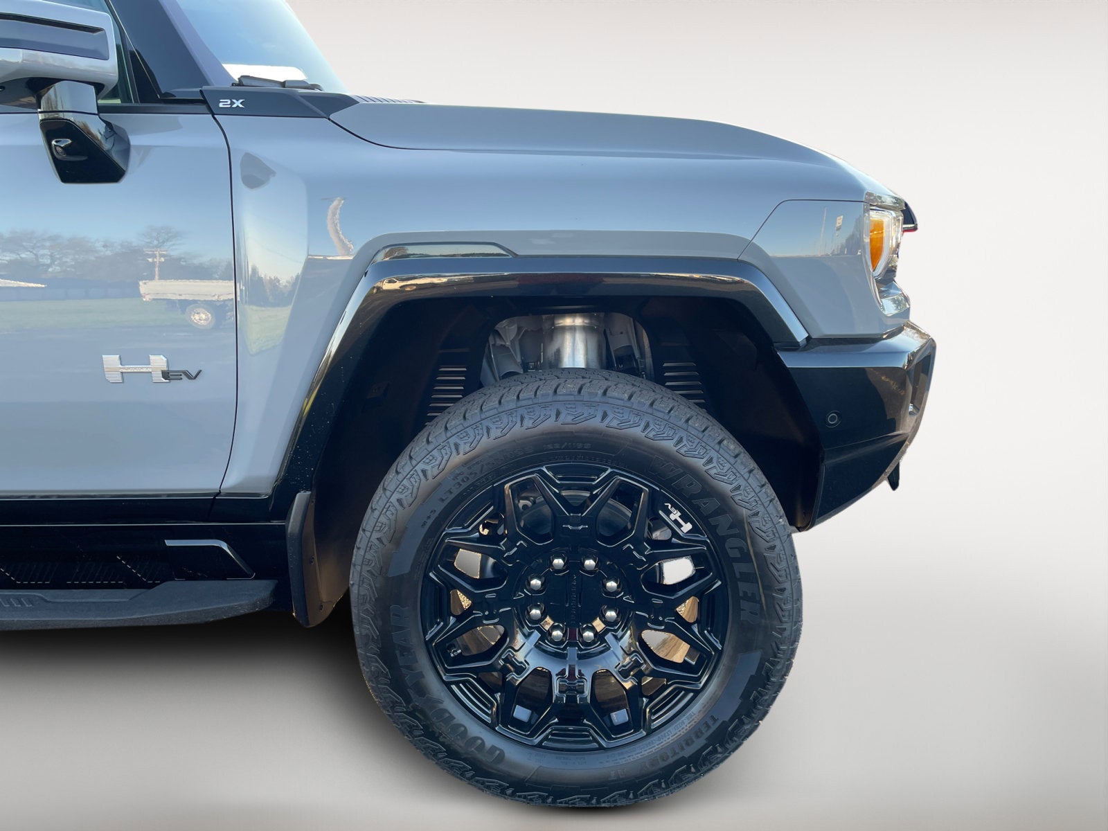2025 GMC HUMMER EV SUV 2X