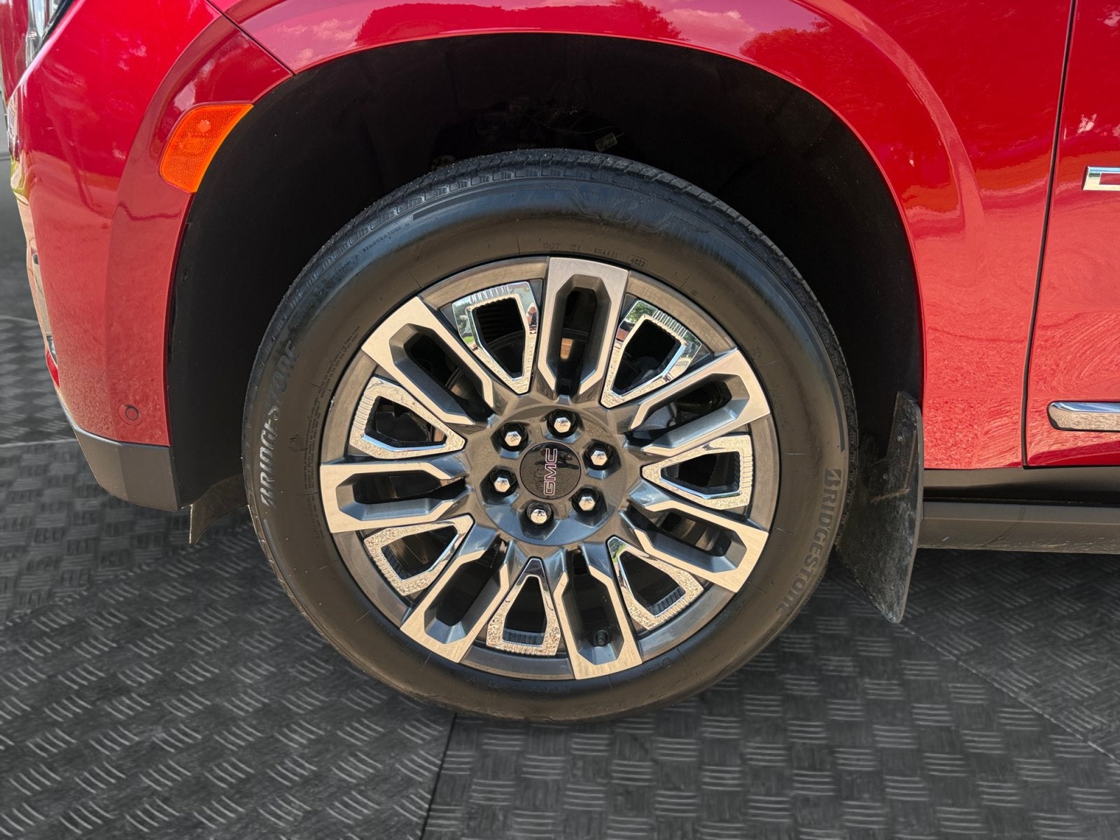 2024 GMC Yukon Denali Ultimate